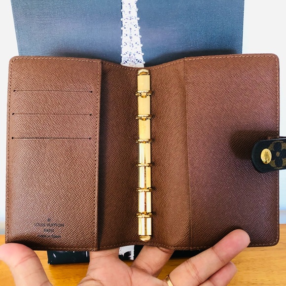 SOLD on FB!!!❤👜Authentic Louis Vuitton Agenda PM in Mono - Picture 3 of 10